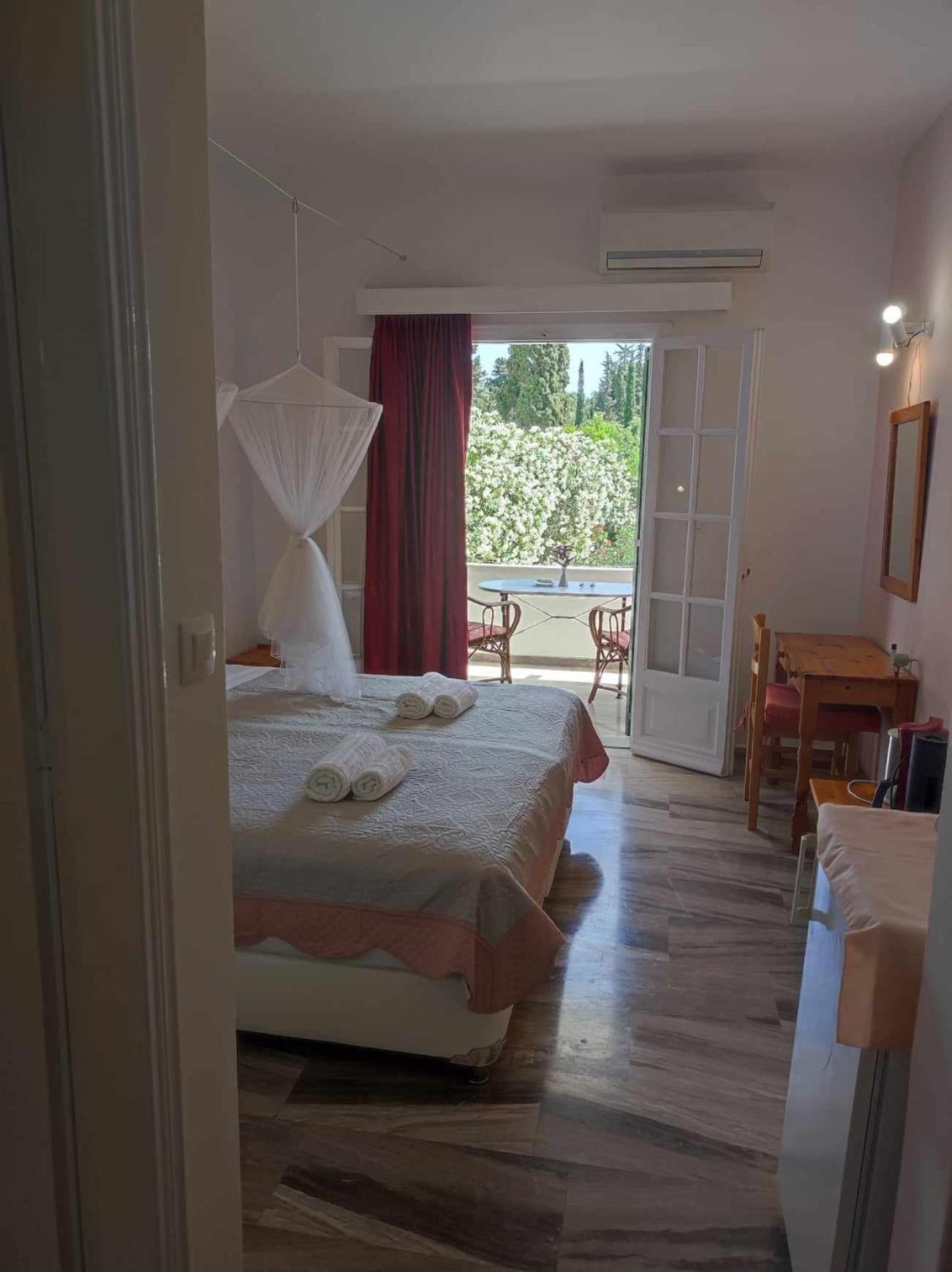 Marianna House Otel Agios Georgios Pagon Dış mekan fotoğraf