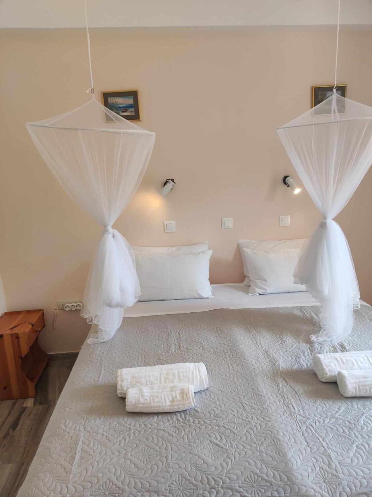 Marianna House Otel Agios Georgios Pagon Dış mekan fotoğraf
