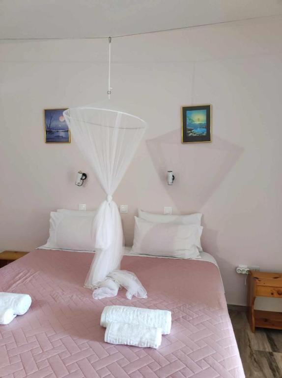 Marianna House Otel Agios Georgios Pagon Oda fotoğraf